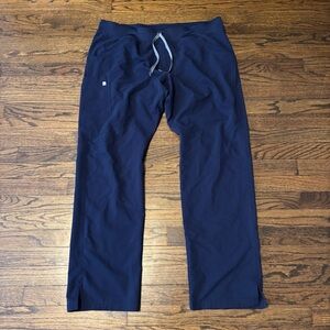 Figs Kade Cargo Scrub Pants in Navy Blue - Size XLT. X-Large Tall